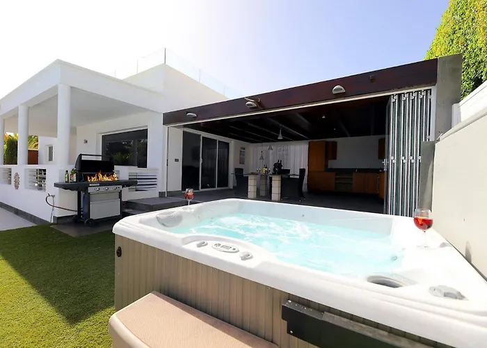 Luxury Casa Nublo 3 Bedrooms & Private Pool プエルト・カレロ