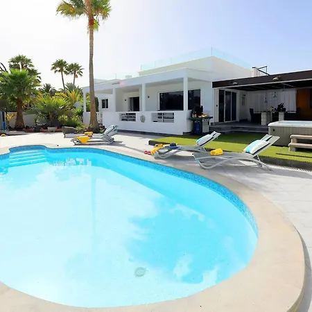 Luxury Casa Nublo 3 Bedrooms & Private Pool 빌라 *
